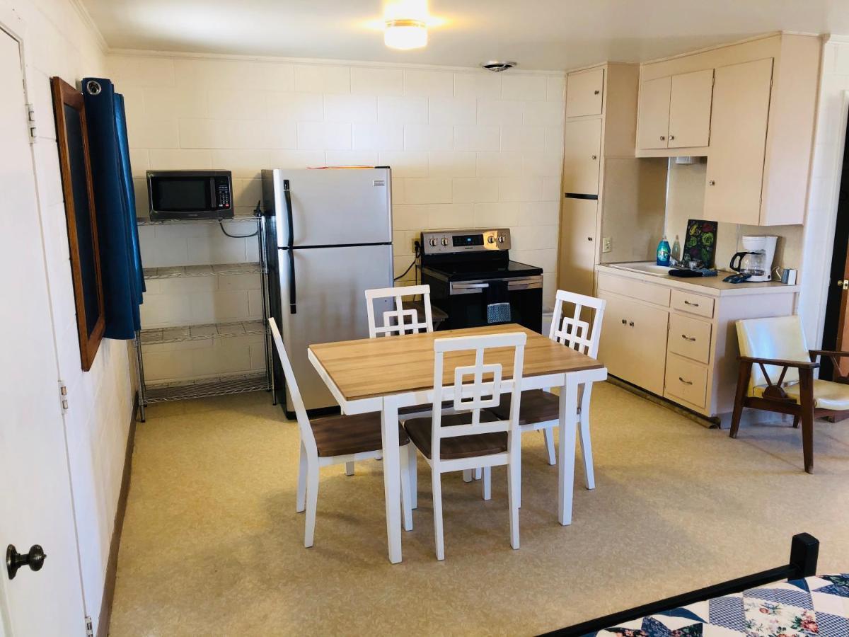 Oasis Lake Buchanan Bluffton 外观 照片